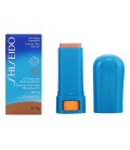 Maquillage en stick Sun Protection Shiseido Waterproof Ocre